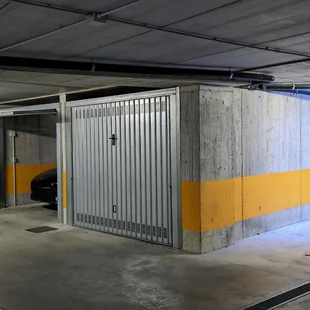 Mantega At Navigli - Pool And Garage